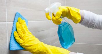Quelles sont les tuiles les plus faciles à entretenir ?